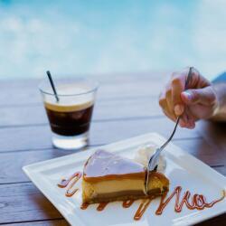 Tgi Fridays Cyprus Desserts Caramel Cheesecake